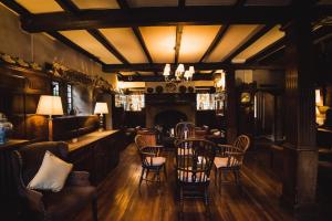 
A restaurant or other place to eat at Holdsworth House Hotel
