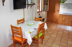 Telewizja i/lub zestaw kina domowego w obiekcie Casa Paco Las Vegas