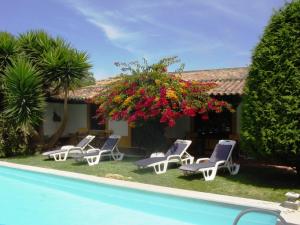 Der Swimmingpool an oder in der Nähe von Casa do Castelo - Turismo de Habitação