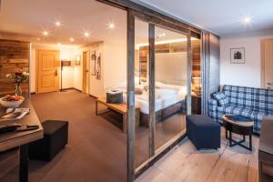 Postel nebo postele na pokoji v ubytování Boutique Hotel die Mittagspitze Superior