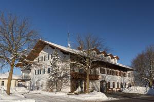 Landhotel Grüner Baum trong mùa đông