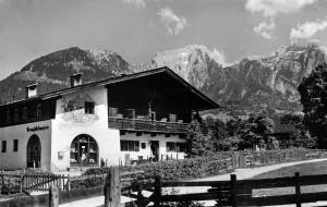 Gallery image of Cafe Pension Eckerbrunn in Schönau am Königssee