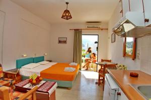 Posezení v ubytování Hotel Anatoli Apartments