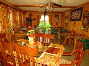 Restaurace v ubytování Le Gîte Ambrelane