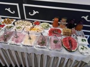 Jídlo v aparthotelu nebo okolí