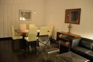 Gallery image of Flower Road Apartment in Colombo
