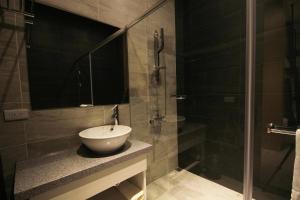 Koupelna v ubytování Hangkhau Hotel