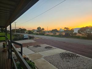 a view of the sunset from the porch of a house at Wudinna Crow's Nest in Wudinna