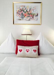 Cama o camas de una habitación en Hotel Residenz