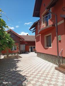 Gallery image of Casa Drăgan in Novaci-Străini