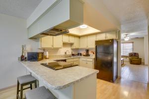 Gallery image of Work & Play in Yuma: Central Condo w/ Pool Access in Yuma