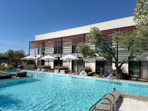 The Olive Hills tesisinde veya buraya yakın yüzme havuzu