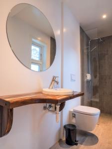Koupelna v ubytování Við Lónið Guesthouse