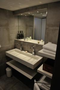 Een badkamer bij Stadslogement Kleindiep Dokkum