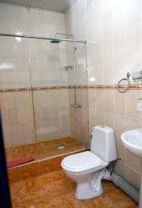 Bilik mandi di Carat Hotel +11 gambar