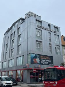 Zgradba, v kateri se nahaja hotel