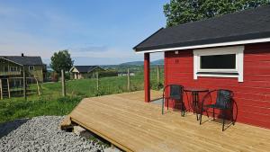 Gallery image of Rødseth gårdsovernatting Hytter in Molde