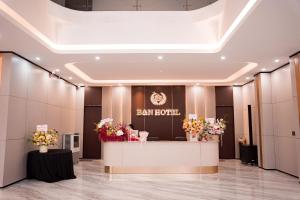 a branch of a flower shop in a building at B&N HOTEL Hải Tiến in Mỹ Ðuc