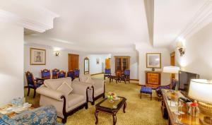 Posezení v ubytování Grand Excelsior Hotel - Bur Dubai