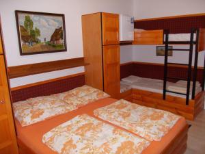 Postel nebo postele na pokoji v ubytování Puszta Hotel