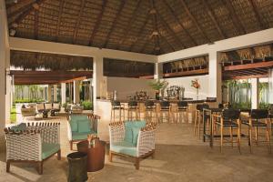 Un restaurant sau alt loc unde se poate mânca la Dreams Onyx Resort & Spa - All Inclusive