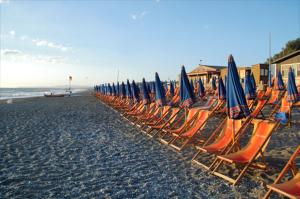 A beach at or near a vidéki vendégházakat