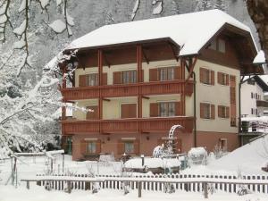 Fotografie z fotogalerie ubytování Gästehaus Struggl v destinaci Steindorf am Ossiacher See
