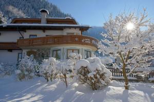 Hotel Garni Montana a l'hivern