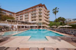 Baseinas apgyvendinimo įstaigoje Canyamel Classic & Spa, solo Adultos arba netoliese