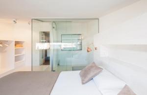Fotografia z galérie ubytovania BARCELONA PENTHOUSE Private Terrace Sustainable Stay Keyless Access v destinácii Barcelona