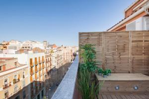 バルセロナにあるBARCELONA PENTHOUSE Private Terrace Sustainable Stay Keyless Accessのギャラリーの写真