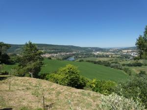 a view from the top of a hill at Scappo in Umbria, L'antico casale in Narni
