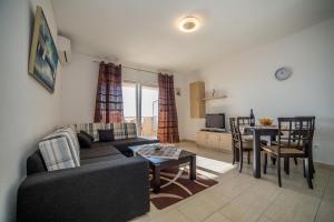 Kuchyňa alebo kuchynka v ubytovaní Apartments Kati