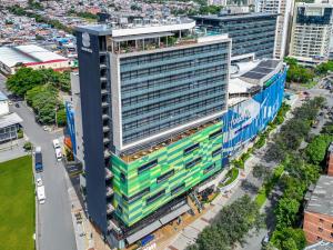 an overhead view of a tall building in a city at Sonesta Hotel Ibagué in Ibagué