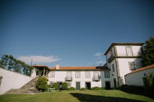 Gallery image of Casa de Sta Margarida da Portela in Vila de Punhe