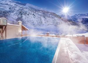 Piscine de l'établissement Hotel Klausnerhof ou située à proximité