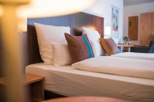 Imagen de la galería de Centro Hotel U-NO1, Trademark Collection by Wyndham, en Großbettlingen