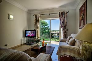 TV a/nebo společenská místnost v ubytování Luz casas- 44 Fairview village Boavista