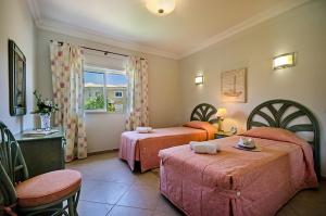 Billede fra billedgalleriet på Luz casas- 44 Fairview village Boavista i Lagos + 8 billeder