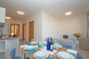 Posedenie v ubytovaní Benacus E4 Apartment by Wonderful Italy