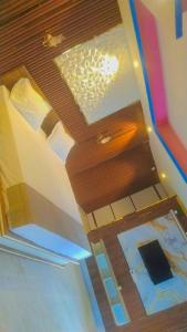 an overhead view of a room with a ceiling at Celestia peaks in Bhowāli