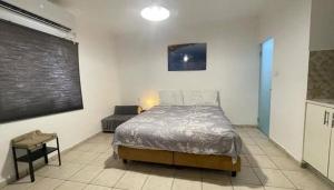 Gallery image of Naama rooms for rent by Maya in Neve Zohar