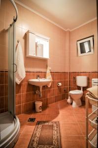 Ένα μπάνιο στο Apartments Samardžić