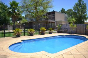 The swimming pool at or close to Barossa Valley Apartments
