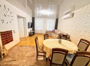 Prostor za sedenje u objektu Casa Veche