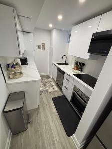 Gallery image of Luxury Guest Suite in Thorold