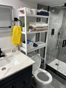 Gallery image of Luxury Guest Suite in Thorold +58 photos