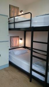 Postel nebo postele na pokoji v ubytování Na-tub Hostel + 29 fotografií