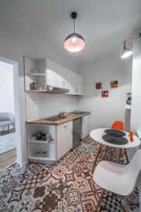 Dapur atau dapur kecil di Central Studio Sibiu