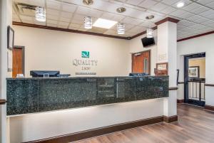 a view of the lobby of a cullinilty tx clinic at Quality Inn Suwanee I-85 in Suwanee +23 photos
